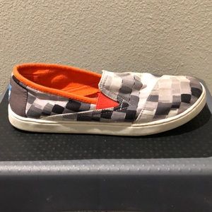 TOMS Slip On Sneaker